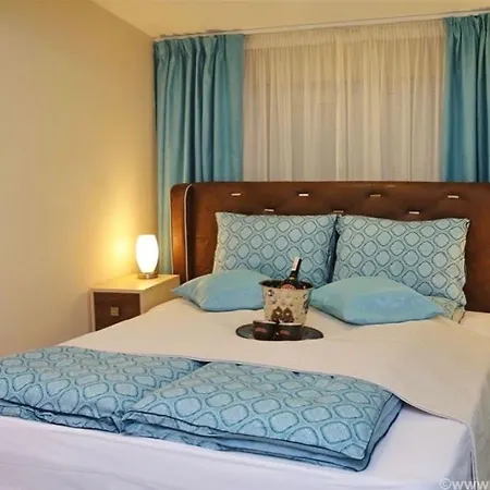 Fenix Apartment